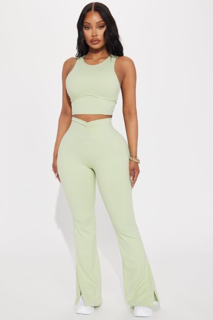 Pantalones de Yoga Activos con Cintura Alta y Detalles Fruncidos - Image 7